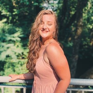 Meet your Posher, Madison